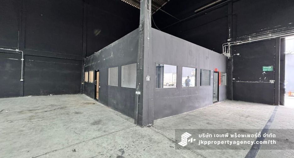 For rent warehouse in Khlong Toei, Bangkok