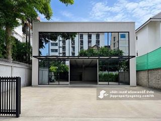 For rent warehouse in Bang Na, Bangkok