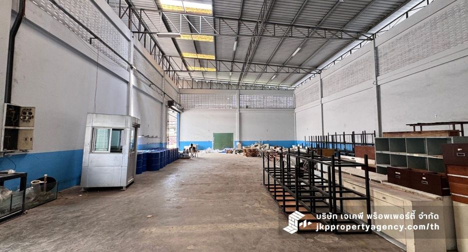 For rent warehouse in Khlong Toei, Bangkok
