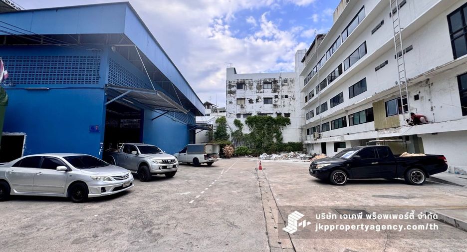 For rent warehouse in Khlong Toei, Bangkok