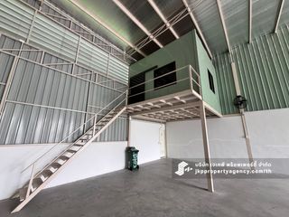 For rent warehouse in Saphan Sung, Bangkok