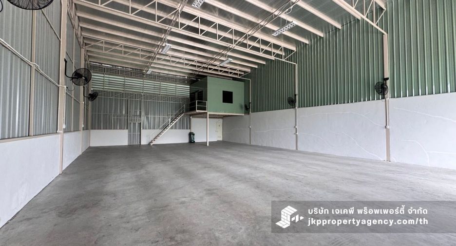 For rent warehouse in Saphan Sung, Bangkok