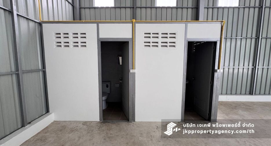 For rent warehouse in Bang Kapi, Bangkok