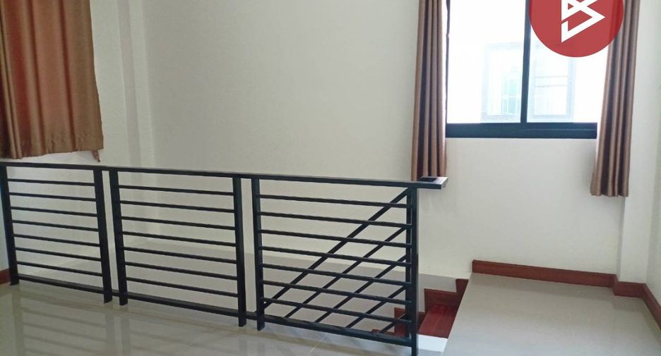 Продажа 4 спальни дом в Mueang Nakhon Sawan, Накхонсаван