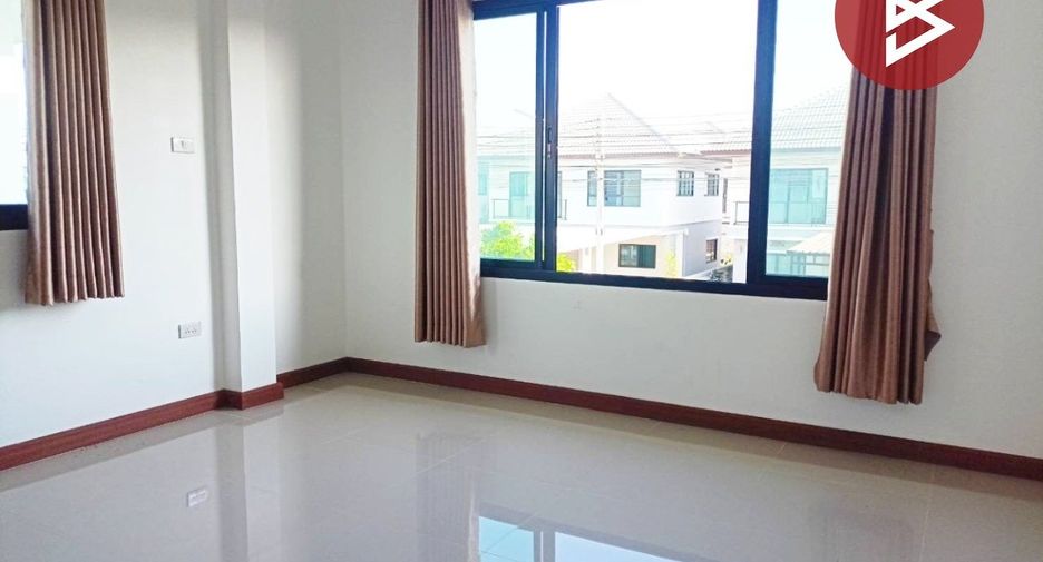 Продажа 4 спальни дом в Mueang Nakhon Sawan, Накхонсаван