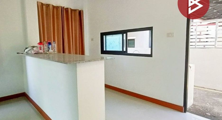 Продажа 4 спальни дом в Mueang Nakhon Sawan, Накхонсаван