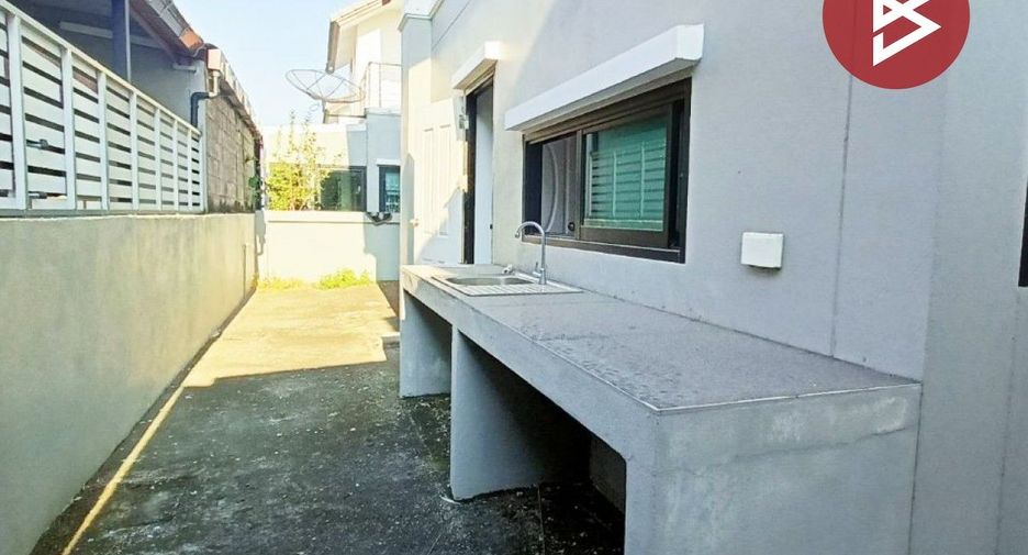 Продажа 4 спальни дом в Mueang Nakhon Sawan, Накхонсаван