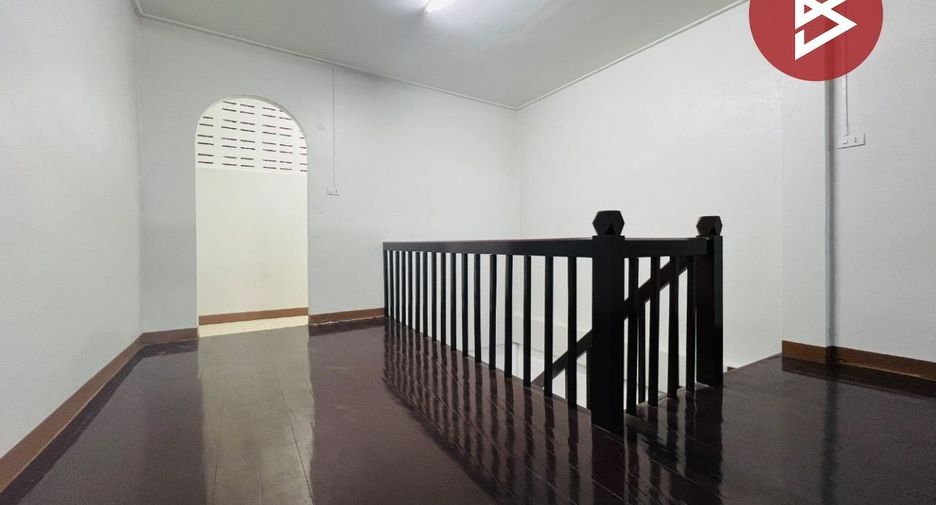 For sale 2 bedrooms townhouse in Mueang Samut Songkhram, Samut Songkhram