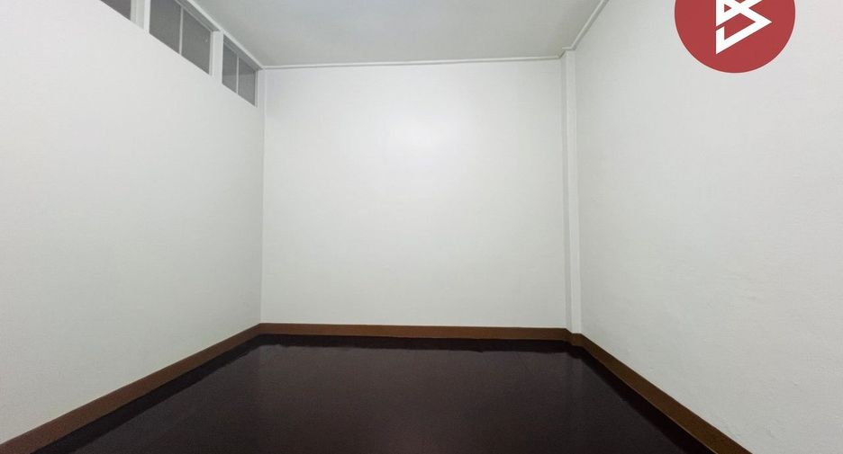 For sale 2 bedrooms townhouse in Mueang Samut Songkhram, Samut Songkhram