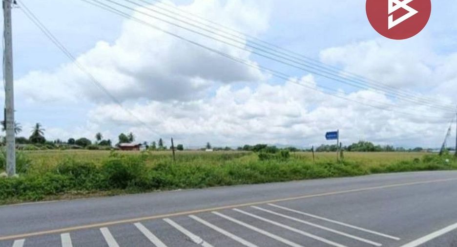 For sale land in Mueang Uttaradit, Uttaradit