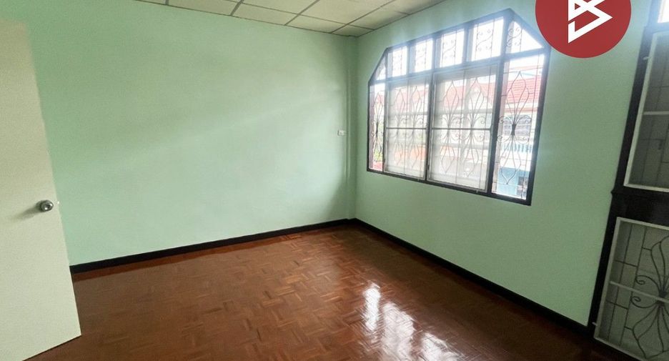 For sale 2 bedrooms townhouse in Bang Pakong, Chachoengsao