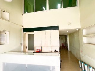 For sale 3 bedrooms retail Space in Bang Bon, Bangkok