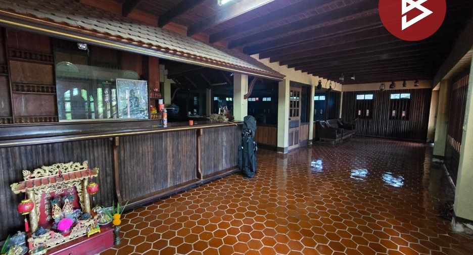 À vendre 5 chambres maison à Klaeng, Rayong