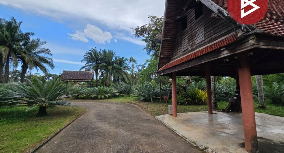 À vendre 5 chambres maison à Klaeng, Rayong