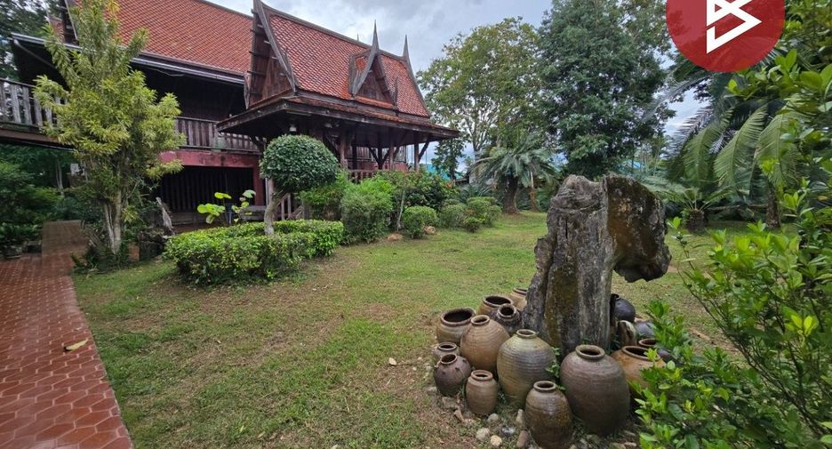 À vendre 5 chambres maison à Klaeng, Rayong