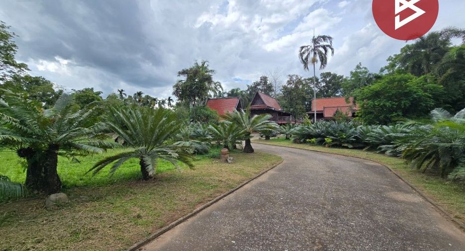 À vendre 5 chambres maison à Klaeng, Rayong