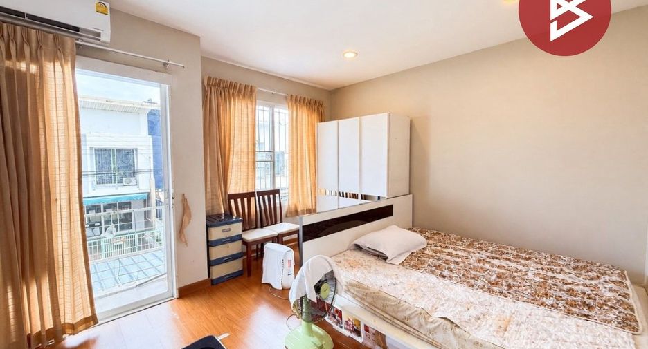 For sale 3 bedrooms townhouse in Rat Burana, Bangkok