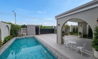 For sale 3 bedrooms villa in Bang Lamung, Chonburi