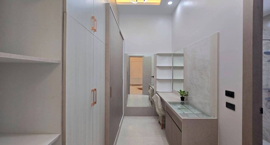 For sale 3 bedrooms villa in Bang Lamung, Chonburi