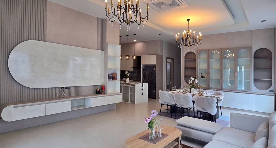 For sale 3 bedrooms villa in Bang Lamung, Chonburi