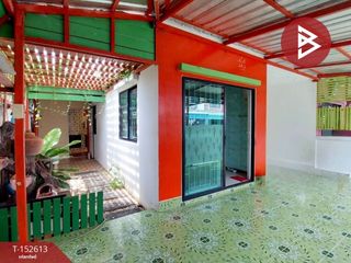 For sale 4 bedrooms townhouse in Ban Pho, Chachoengsao