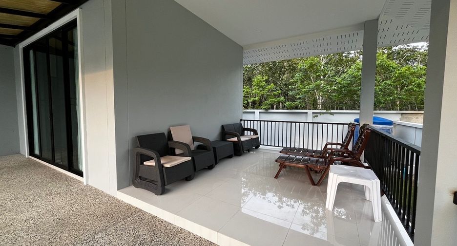À louer 2 chambres villa à Mueang Krabi, Krabi