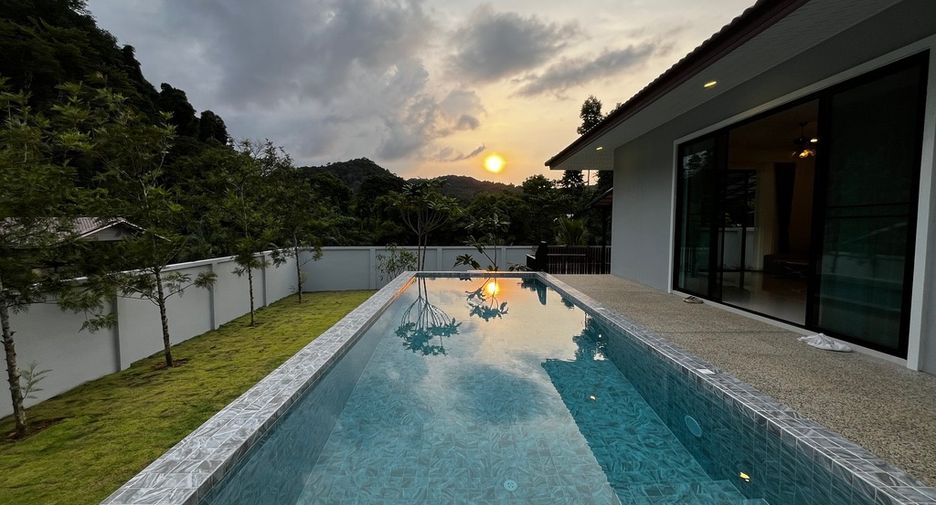 À louer 2 chambres villa à Mueang Krabi, Krabi