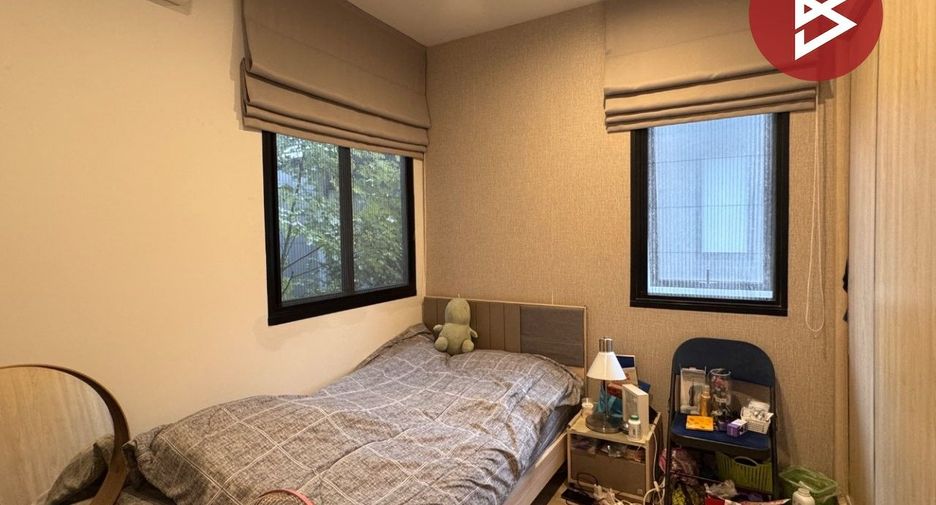 For sale 4 bedrooms house in Sai Mai, Bangkok