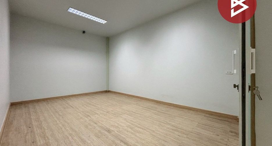 À vendre entrepôt à Bang Phli, Samut Prakan