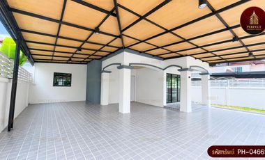 Продажа 4 спальни дом в Кхлонг Сам Ща, Бангкок