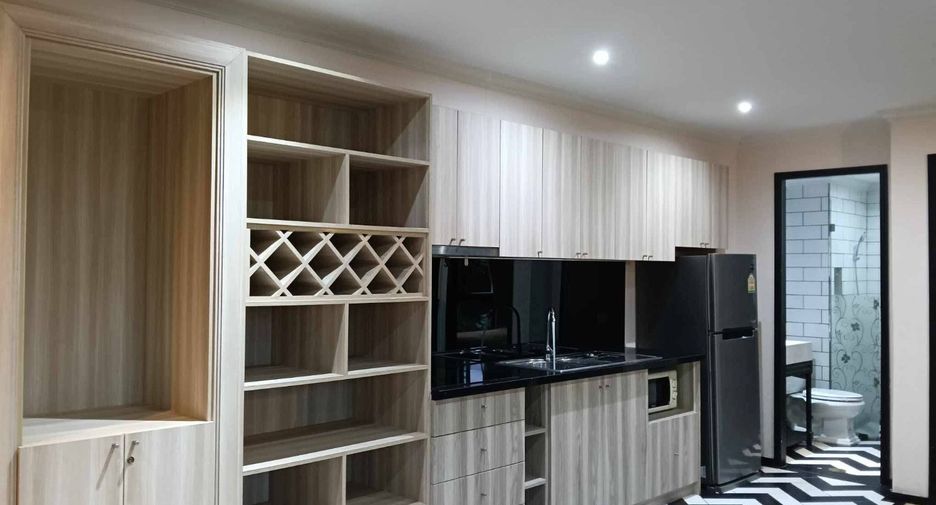 For rent 2 bedrooms condo in Jomtien, Pattaya
