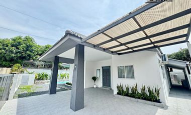 Villa zum Kauf mit 4 Zimmer in Bang Lamung, Chonburi