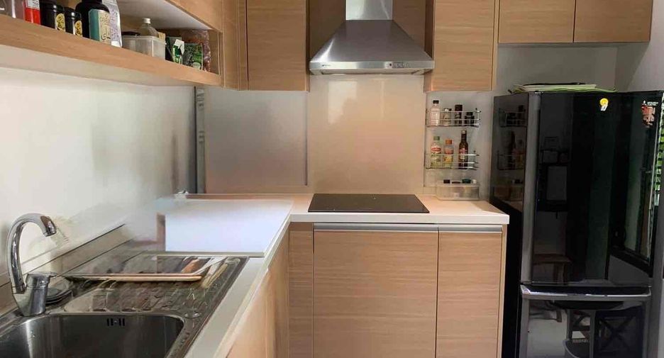 Продажа и аренда 3 спальни кондо в Кхлонг Тоеи, Бангкок