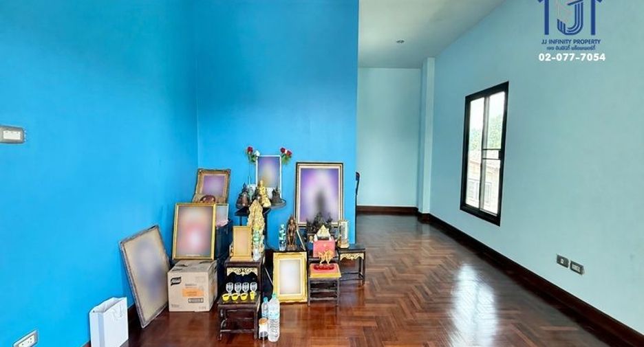 For sale 4 bedrooms house in Bueng Kum, Bangkok