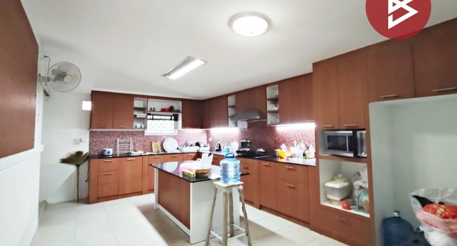Продажа 5 спальни дом в Mueang Nakhon Ratchasima, Накхон Ратчасима