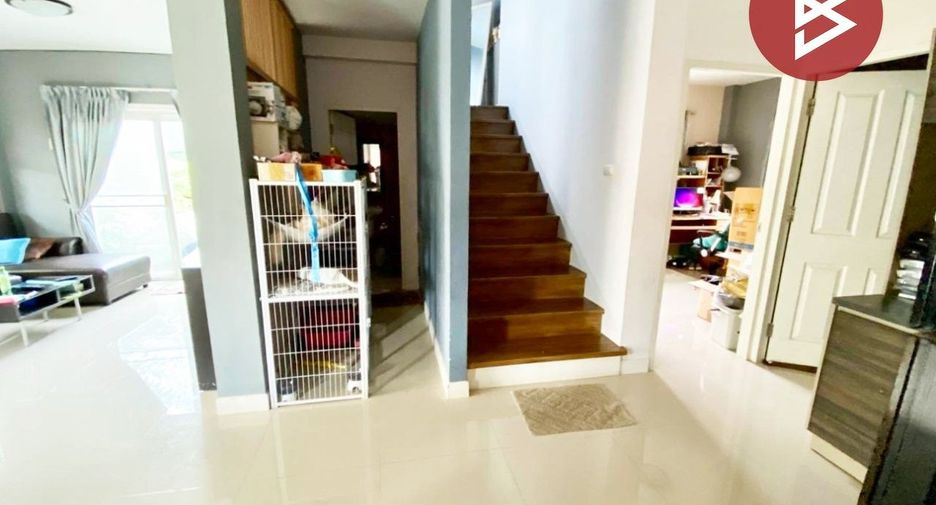 Haus zum Kauf mit 5 Zimmer in Sai Noi, Nonthaburi