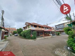 Casa adosada en venta de 3 habitaciones en Mueang Nakhon Pathom, Nakhon Pathom