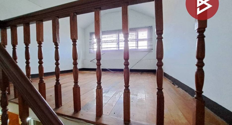 Casa adosada en venta de 3 habitaciones en Mueang Nakhon Pathom, Nakhon Pathom
