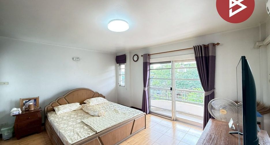 For sale 3 bedrooms house in Min Buri, Bangkok