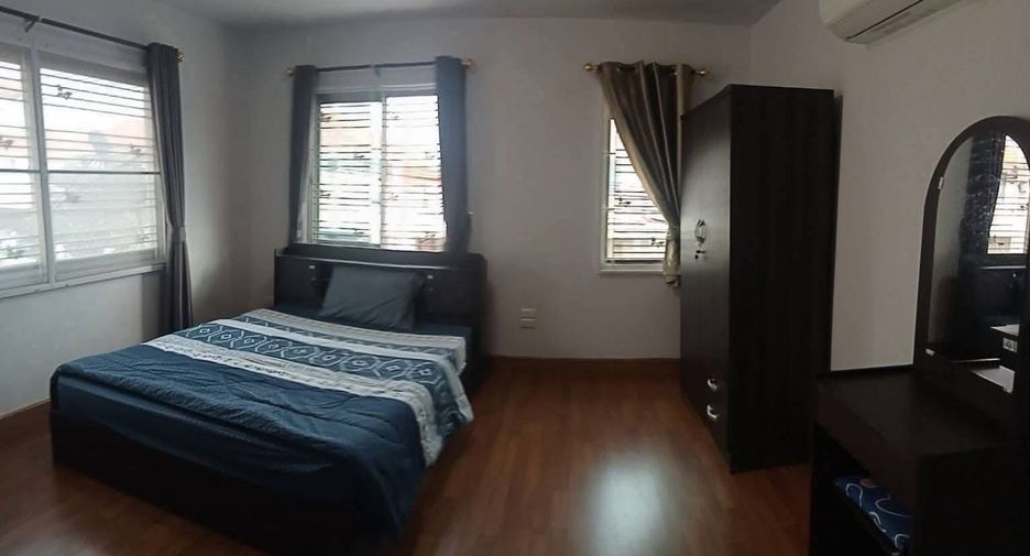 For rent 3 bedrooms house in East Pattaya, Pattaya