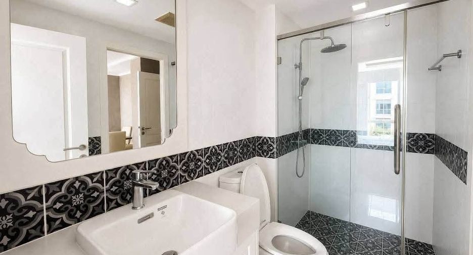 For sale 2 bedrooms condo in Jomtien, Pattaya