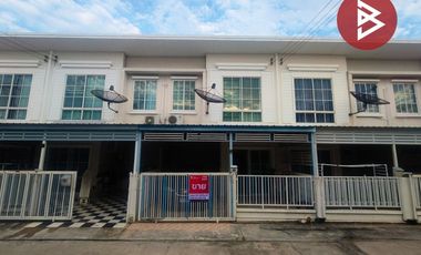 For sale 4 bedrooms townhouse in Ban Pho, Chachoengsao