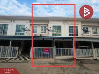 For sale 4 bedrooms townhouse in Ban Pho, Chachoengsao