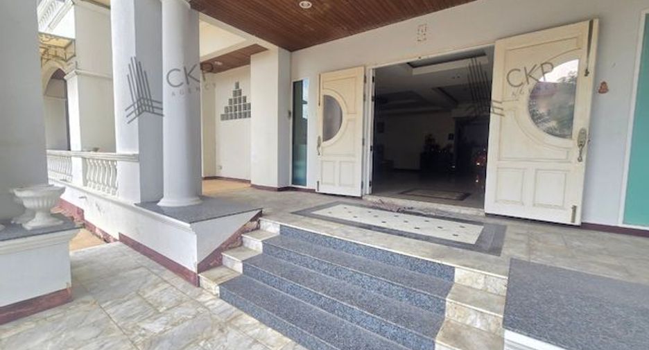 For sale 6 bedrooms house in Bang Bon, Bangkok