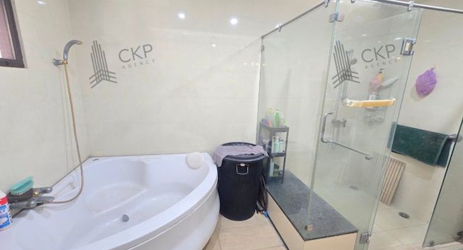 For sale 6 bedrooms house in Bang Bon, Bangkok