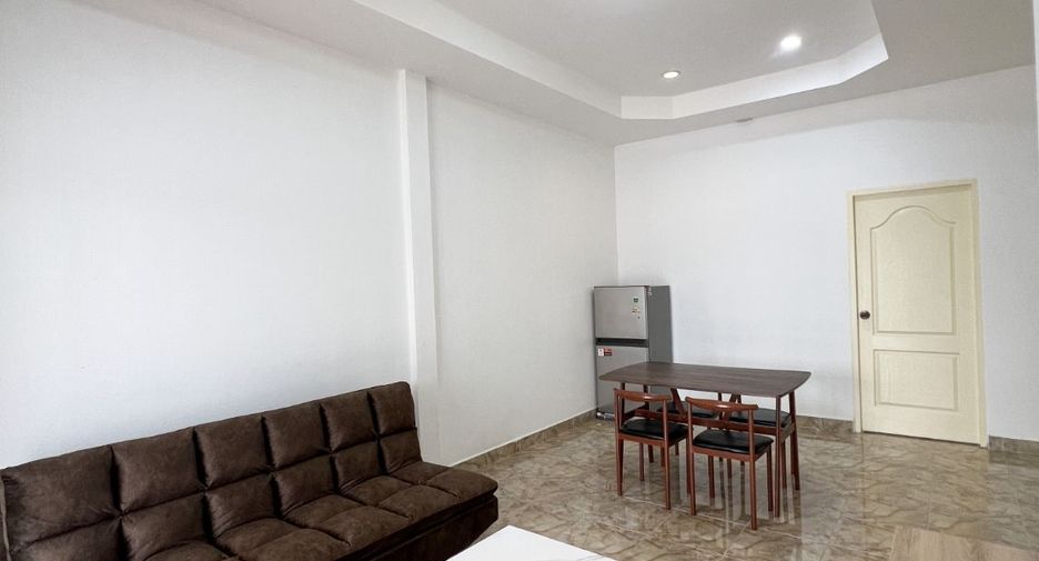 À vendre 2 chambres maison de ville à Bang Lamung, Chonburi