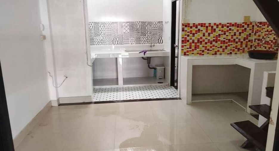 For sale 4 bedrooms house in Bueng Kum, Bangkok