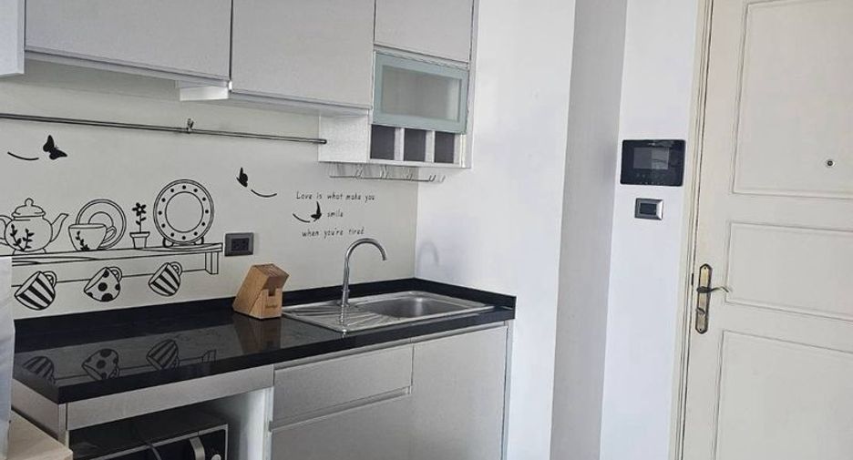 For rent 1 bed condo in Huai Khwang, Bangkok