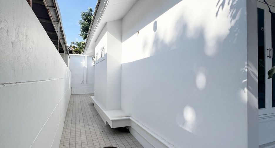 For sale 3 bedrooms house in Bang Lamung, Chonburi