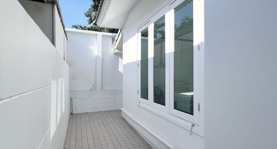 For sale 3 bedrooms house in Bang Lamung, Chonburi